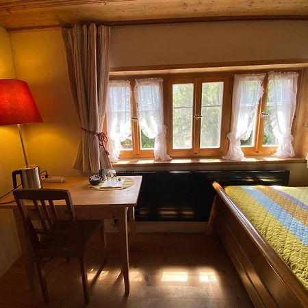 Bed and Breakfast Casa Vegana Trun Экстерьер фото