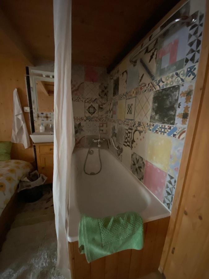 Bed and Breakfast Casa Vegana Trun Экстерьер фото